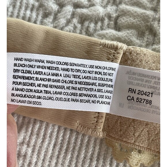 WACOAL Bra & Panty Set Embrace Beige w Cream Lace Underwire 36D/L NWOT - Picture 6 of 11